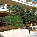 Hotel Gaya 3*