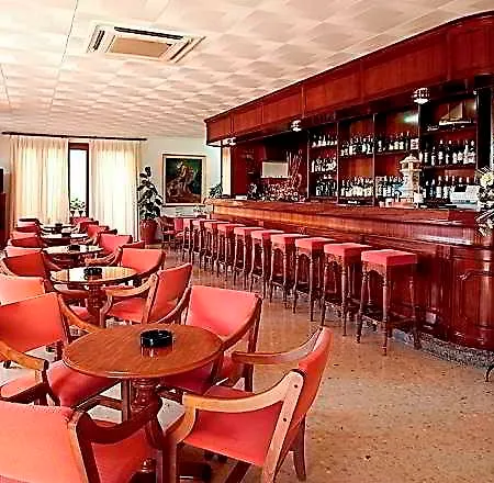 Hotel Gaya 3*