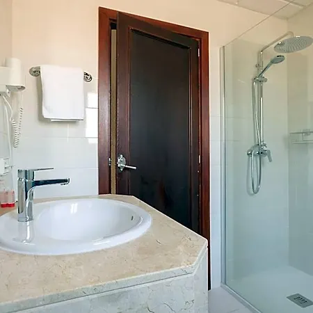 Gaya Hotel