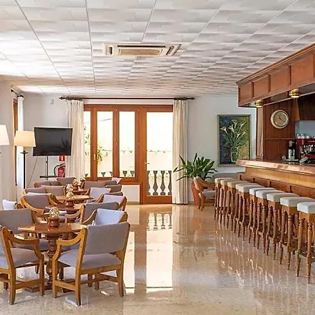 Hotel Gaya 3*
