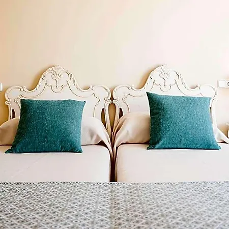 Hotel Gaya 3*