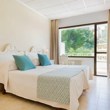 Gaya Hotel